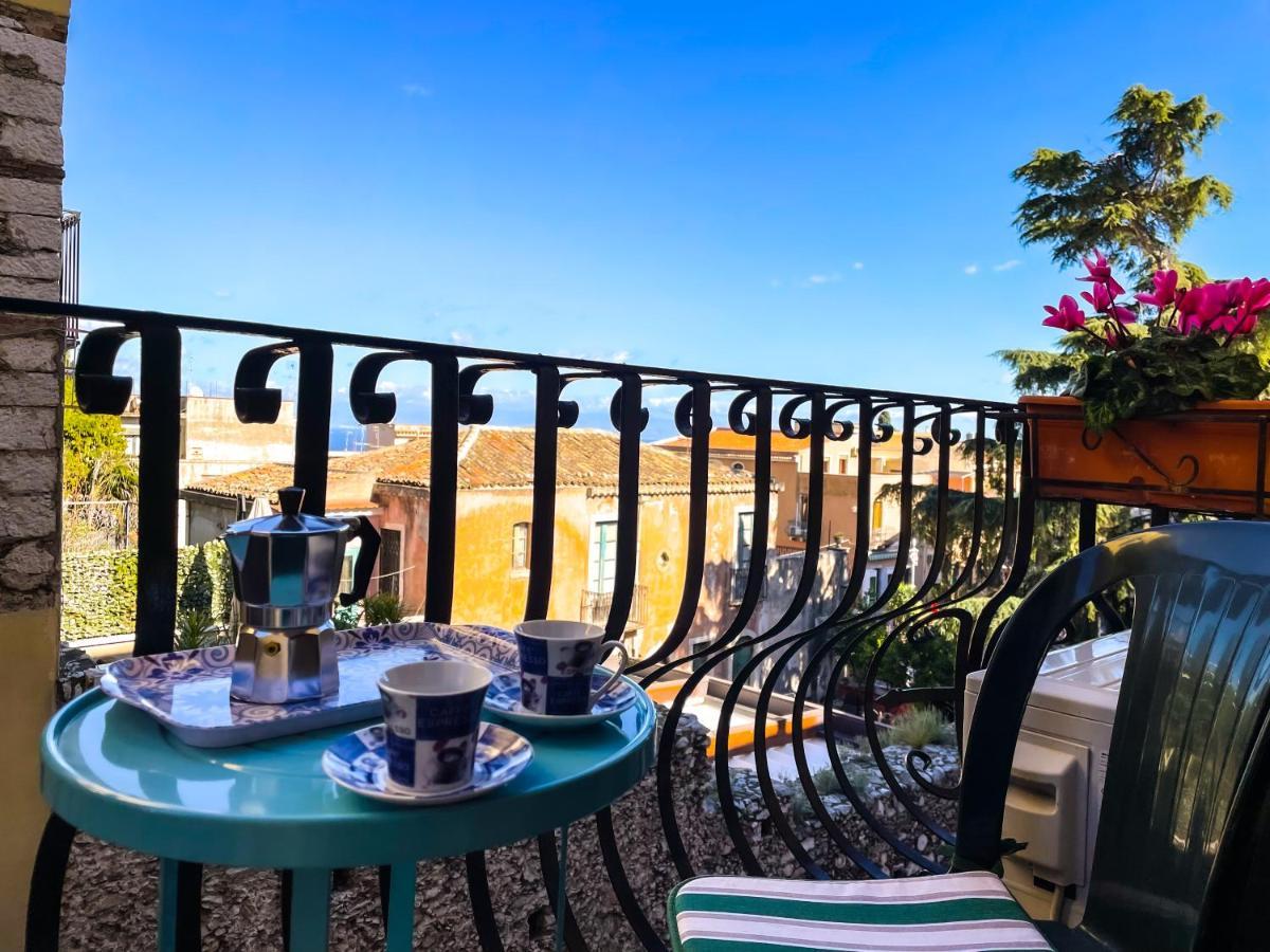 Porta Messina Terrace Apartments Таормина Экстерьер фото